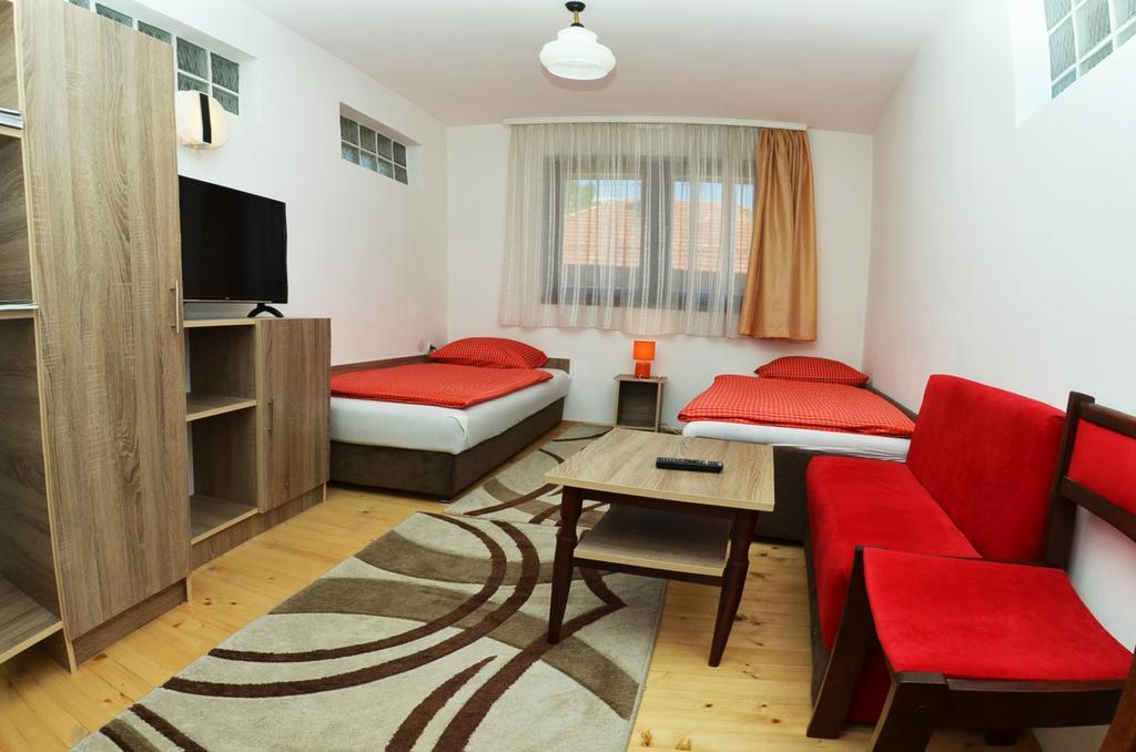 Apartments Dino Сараево Екстериор снимка